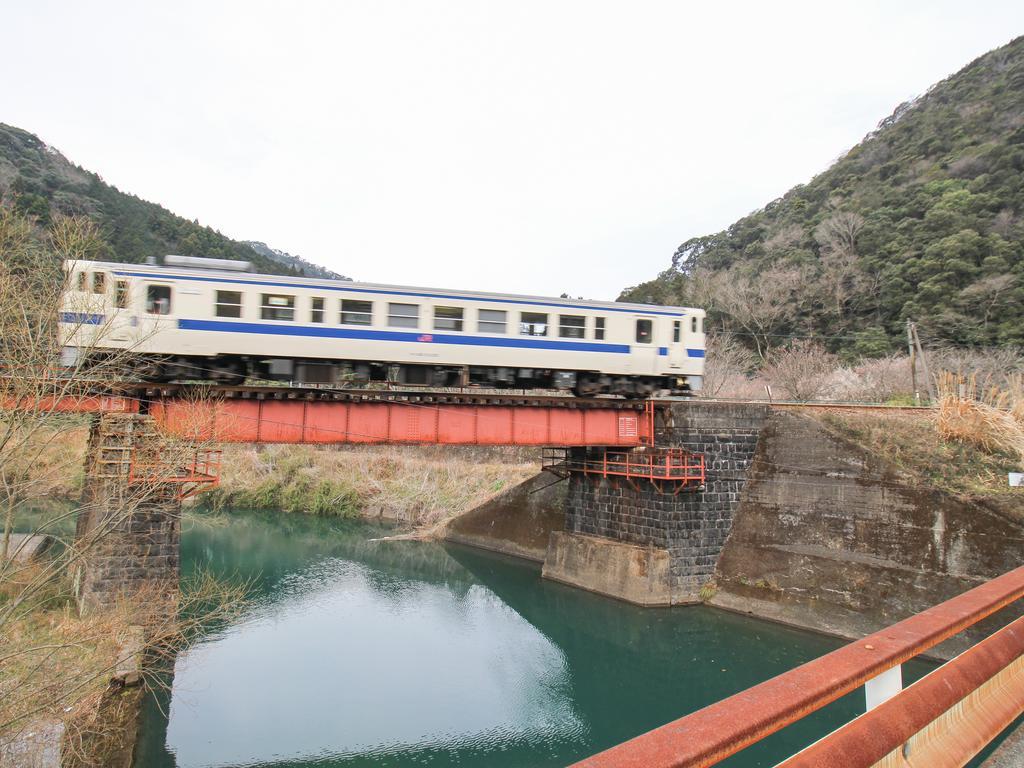 ホテルYusenkaku 八代市 エクステリア 写真