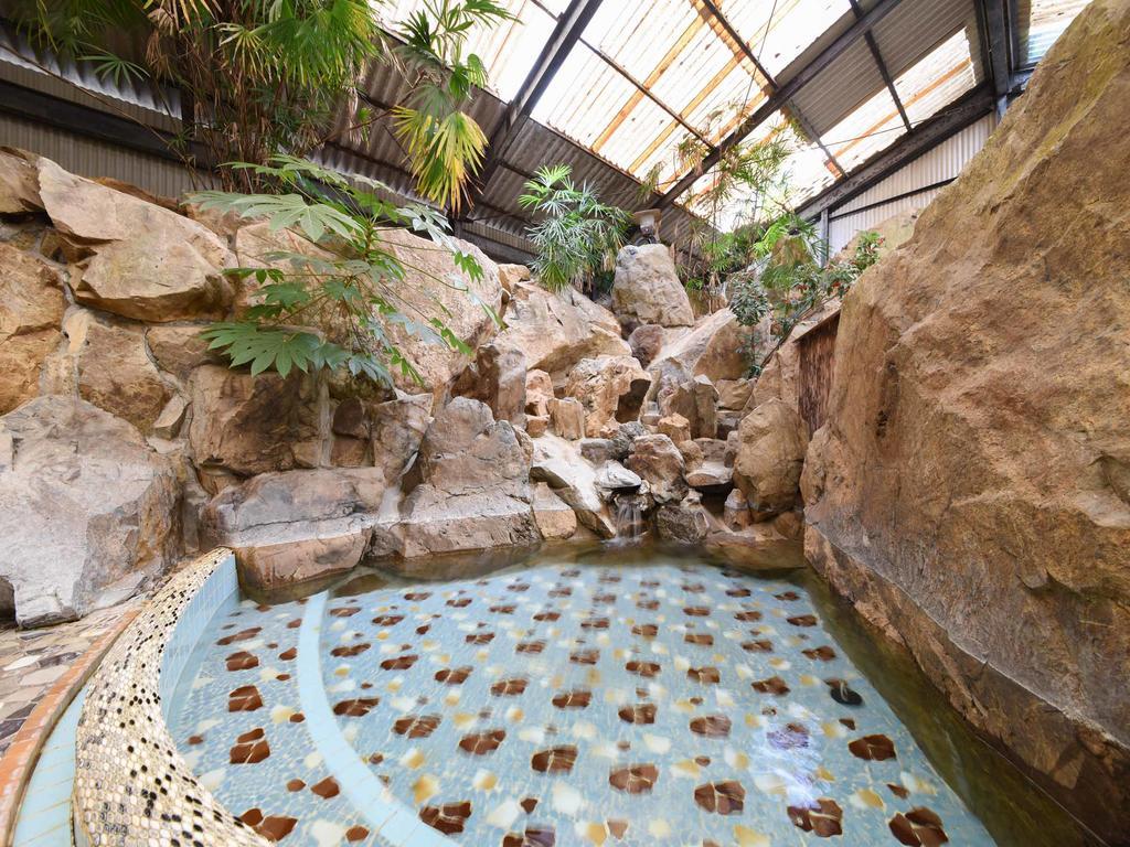ホテルYusenkaku 八代市 エクステリア 写真